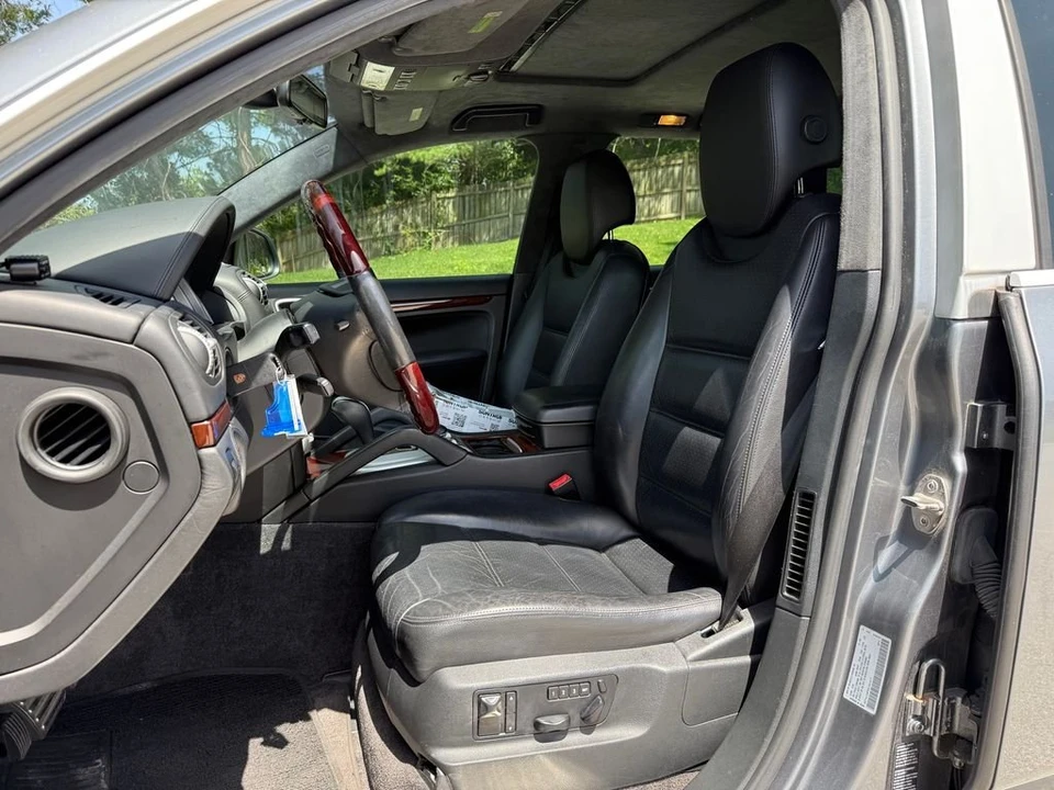 2005 Porsche Cayenne - Image 11 of 28