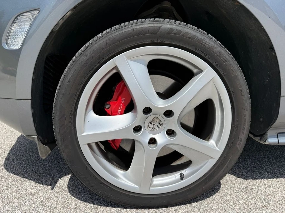 2005 Porsche Cayenne - Image 10 of 28