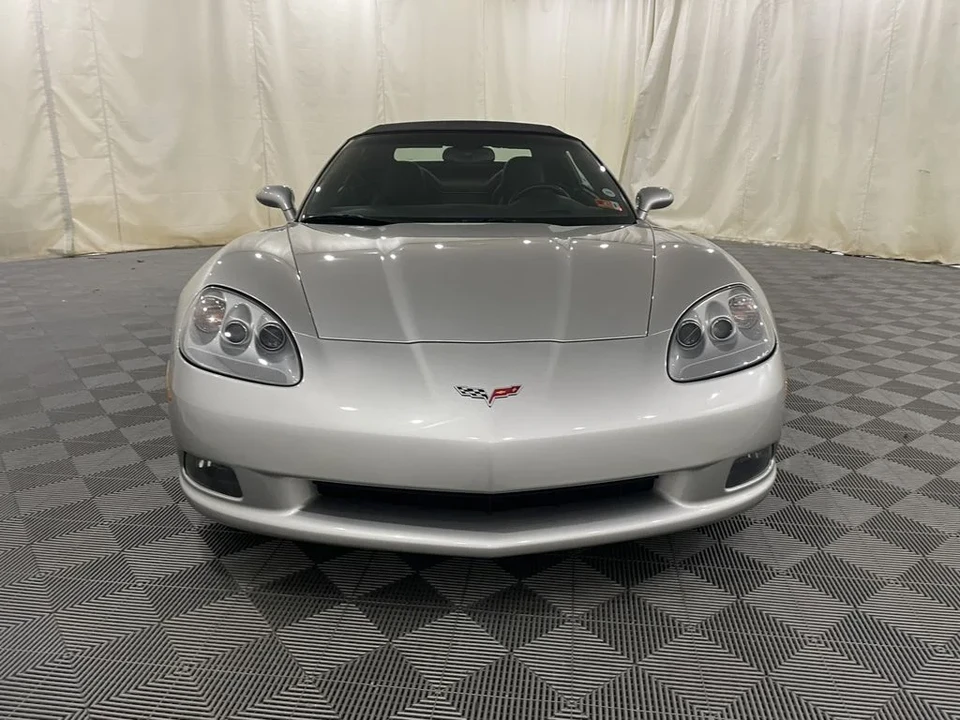 2006 Chevrolet Corvette C6 - Image 2 of 25