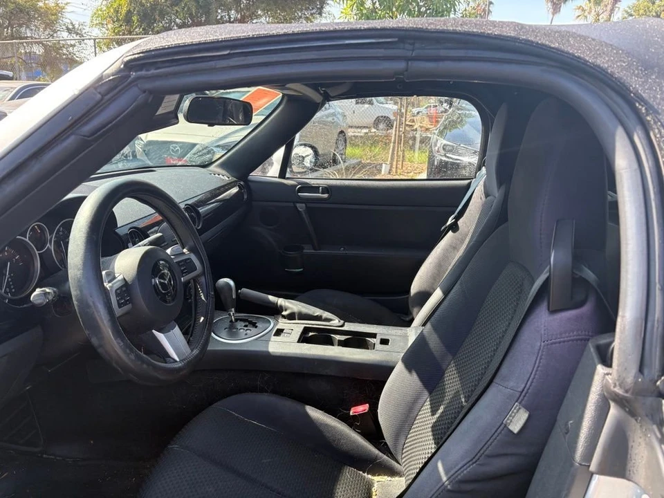 2006 Mazda NC MX-5 Miata - Image 12 of 13
