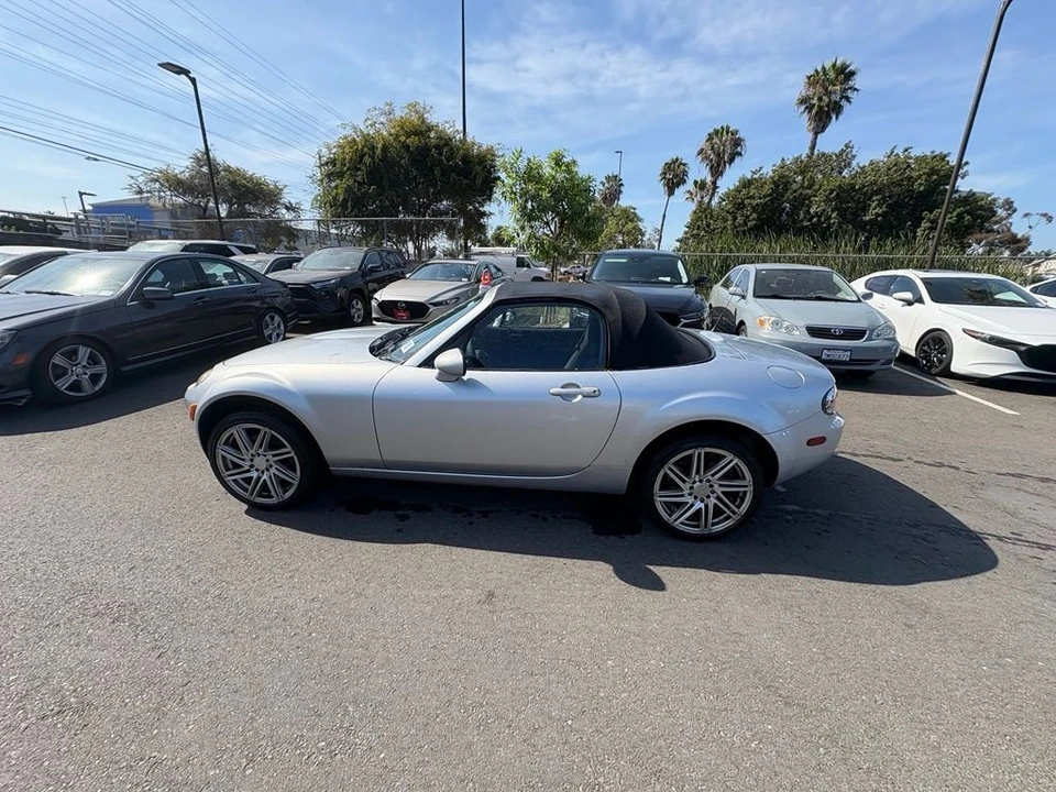 2006 Mazda NC MX-5 Miata - Image 10 of 13