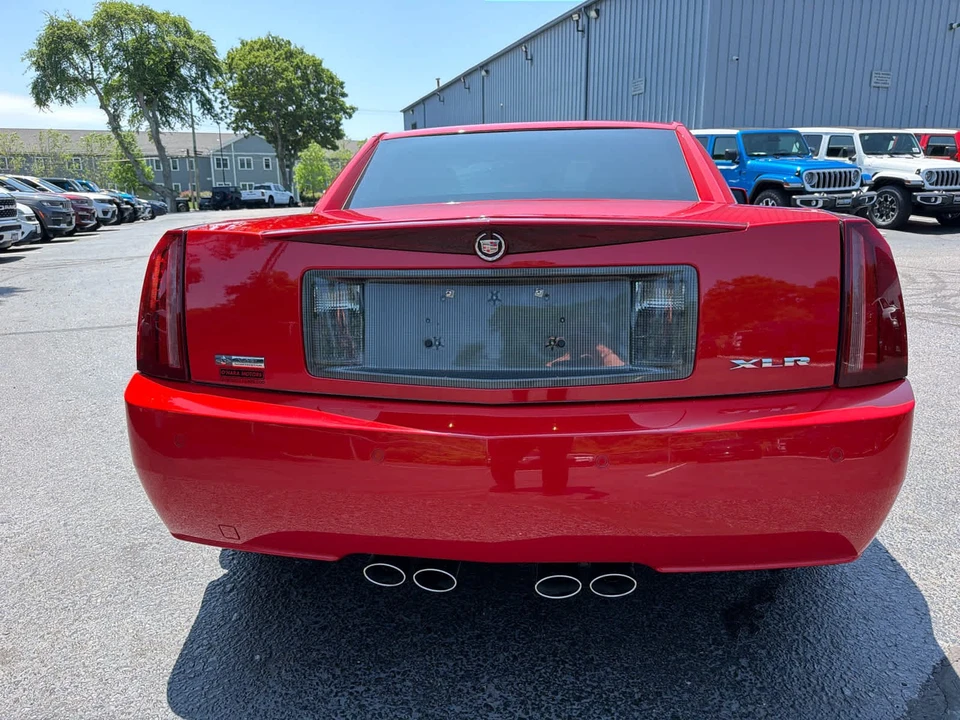 2007 Cadillac XLR - Image 8 of 31