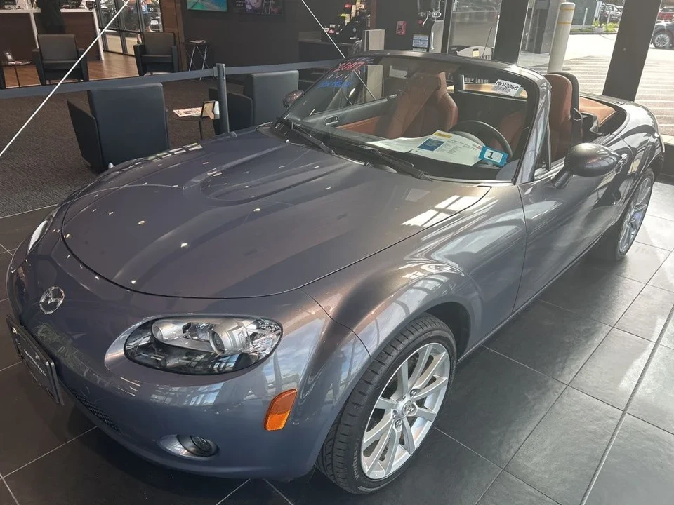 2007 Mazda NC MX-5 Miata - Image 9 of 10