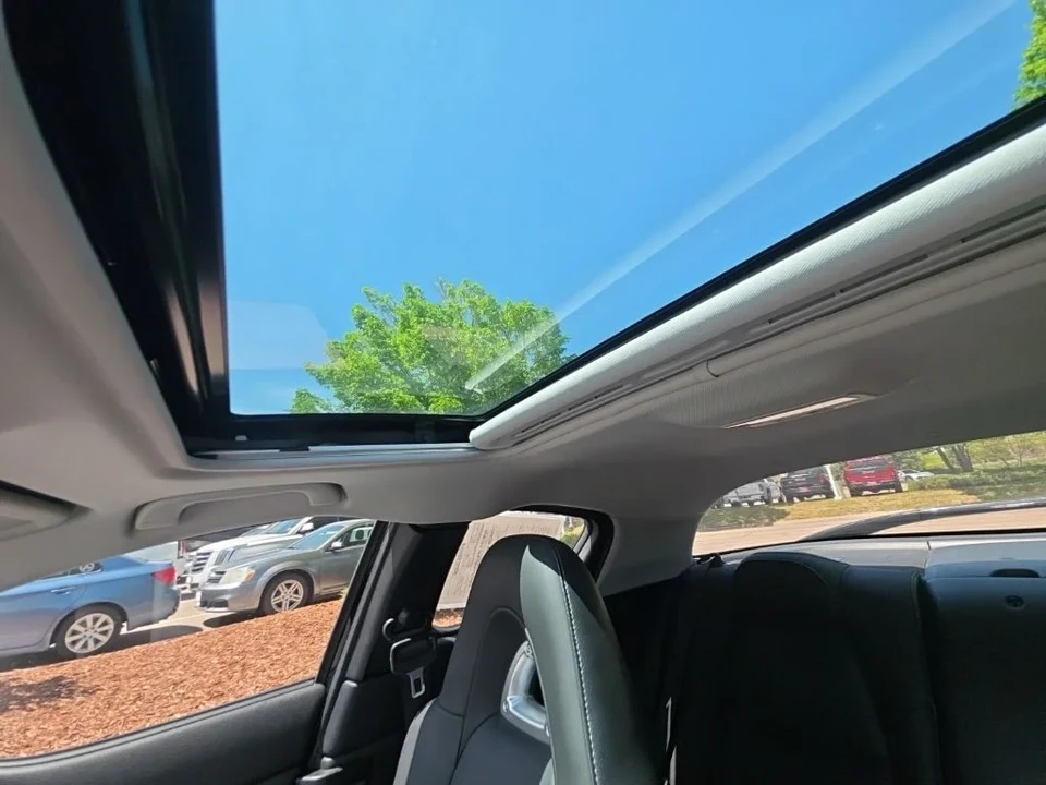 2007 Mazda RX-8 1st Gen - Image 26 of 31