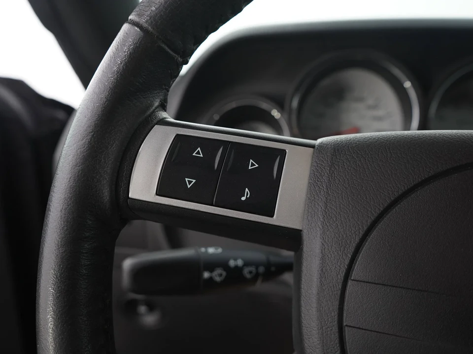 2008 Dodge Challenger SRT8 & 392 3rd Gen - Image 27 of 31