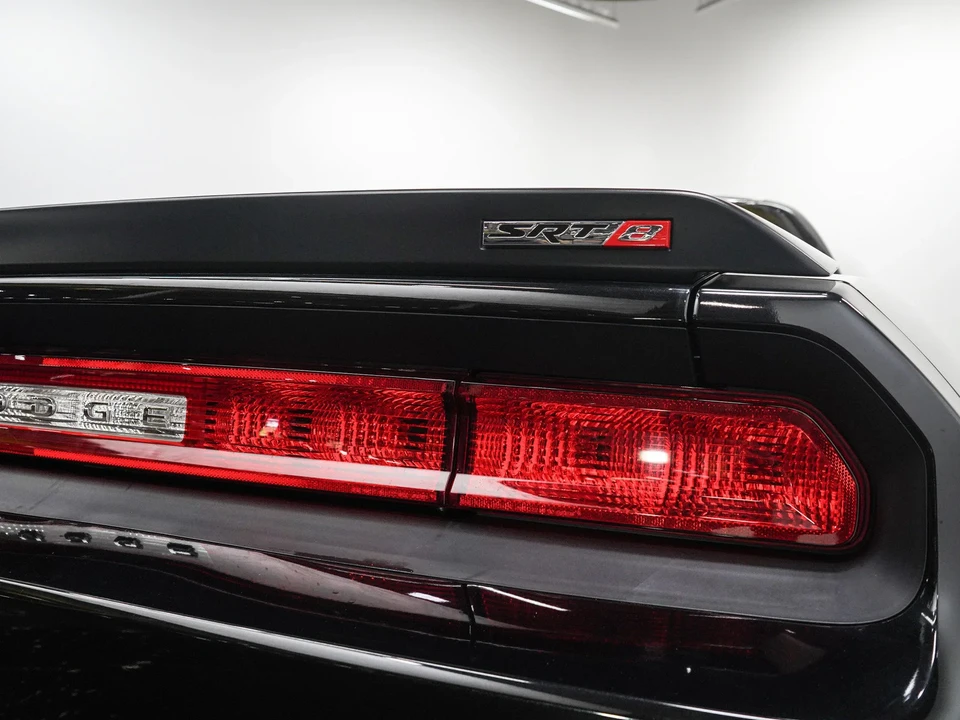 2008 Dodge Challenger SRT8 & 392 3rd Gen - Image 13 of 31