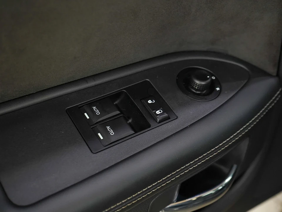 2008 Dodge Challenger SRT8 & 392 3rd Gen - Image 19 of 31