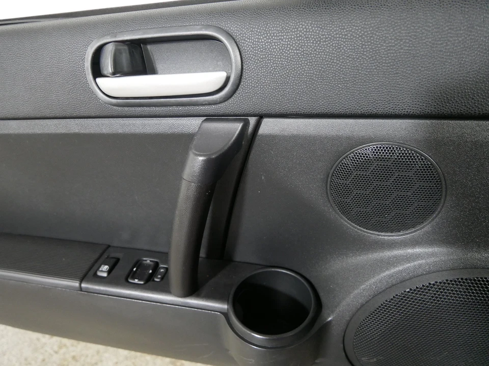 2008 Mazda NC MX-5 Miata - Image 19 of 31