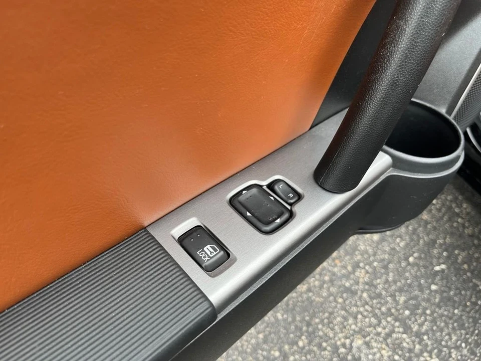 2008 Mazda NC MX-5 Miata - Image 18 of 31