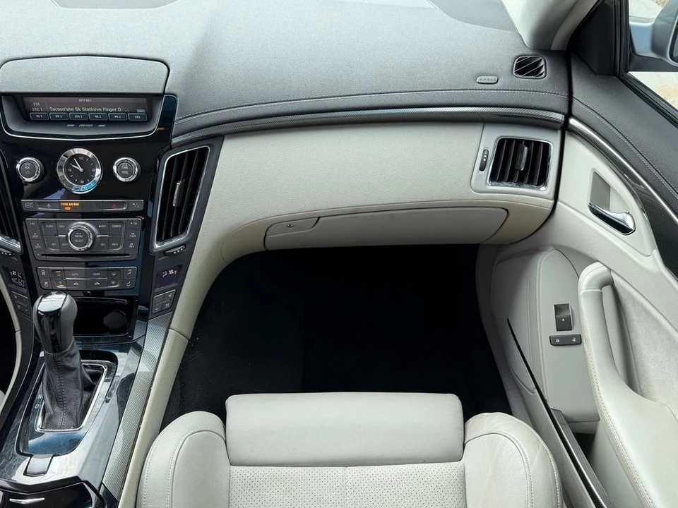2009 Cadillac CTS-V 2nd Gen - Image 10 of 31