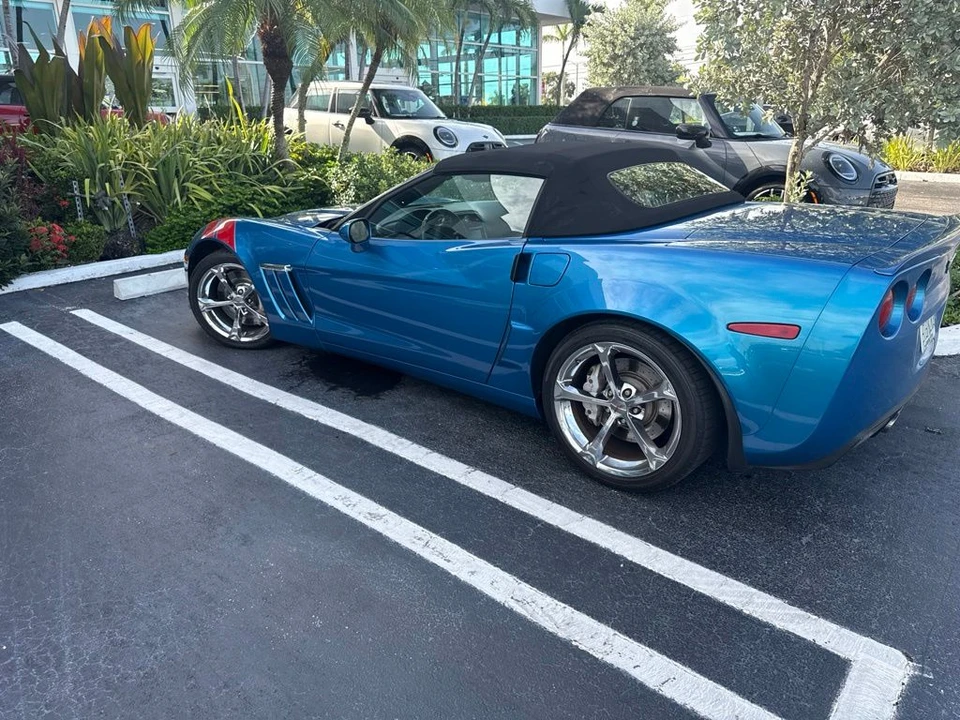 2010 Chevrolet Corvette C6 Grand Sport - Image 6 of 10