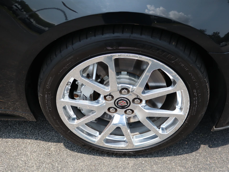 2011 Cadillac CTS-V 2nd Gen - Image 16 of 31