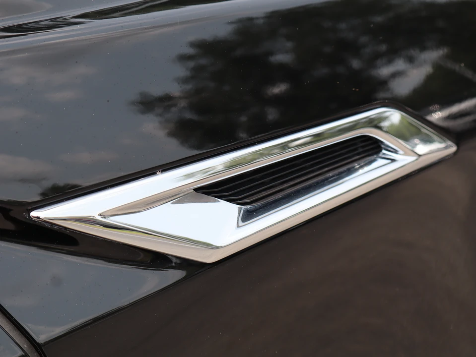 2011 Cadillac CTS-V 2nd Gen - Image 14 of 31
