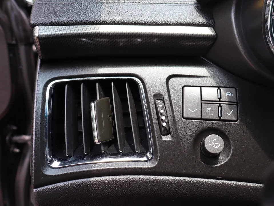 2011 Cadillac CTS-V 2nd Gen - Image 28 of 31
