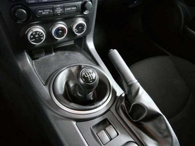 2011 Mazda NC MX-5 Miata - Image 18 of 26