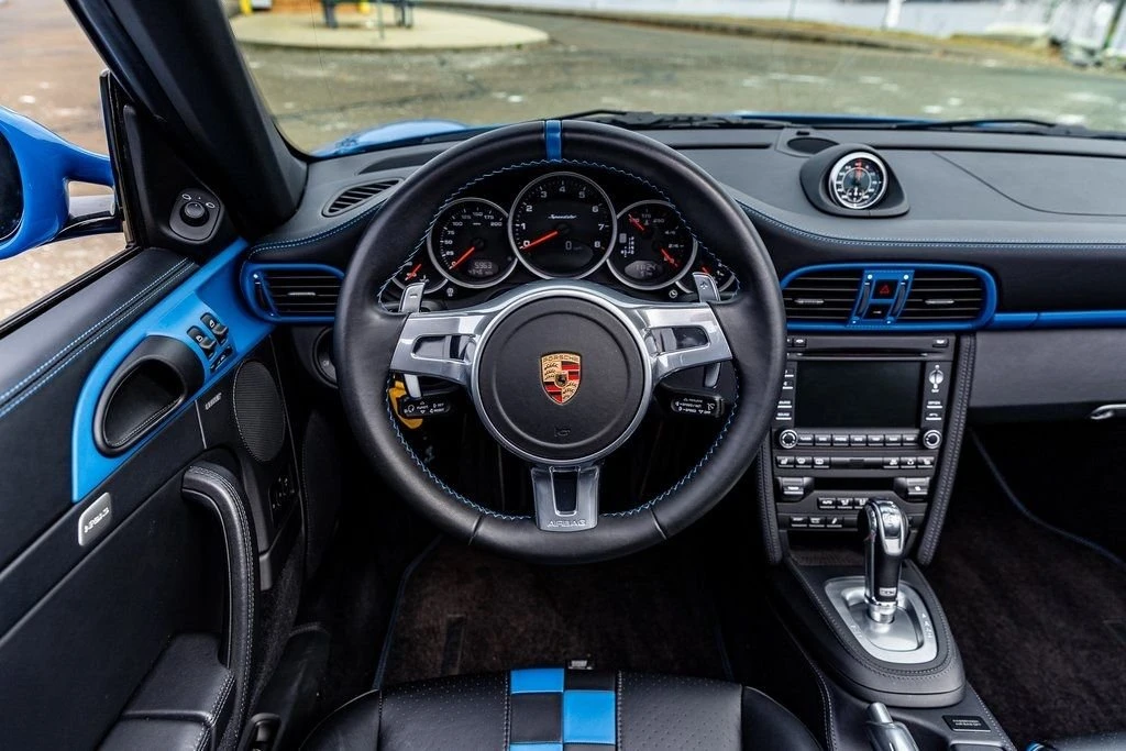 2011 Porsche 997 Speedster - Image 13 of 17