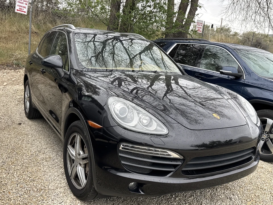 2011 Porsche 958 Cayenne S - Image 6 of 7