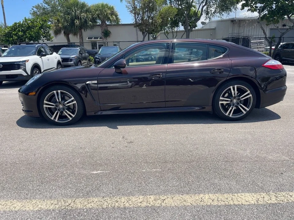 2011 Porsche 970 Panamera - Image 2 of 9