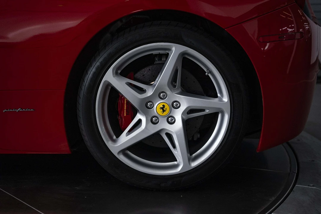 2012 Ferrari 458 Spider - Image 21 of 31