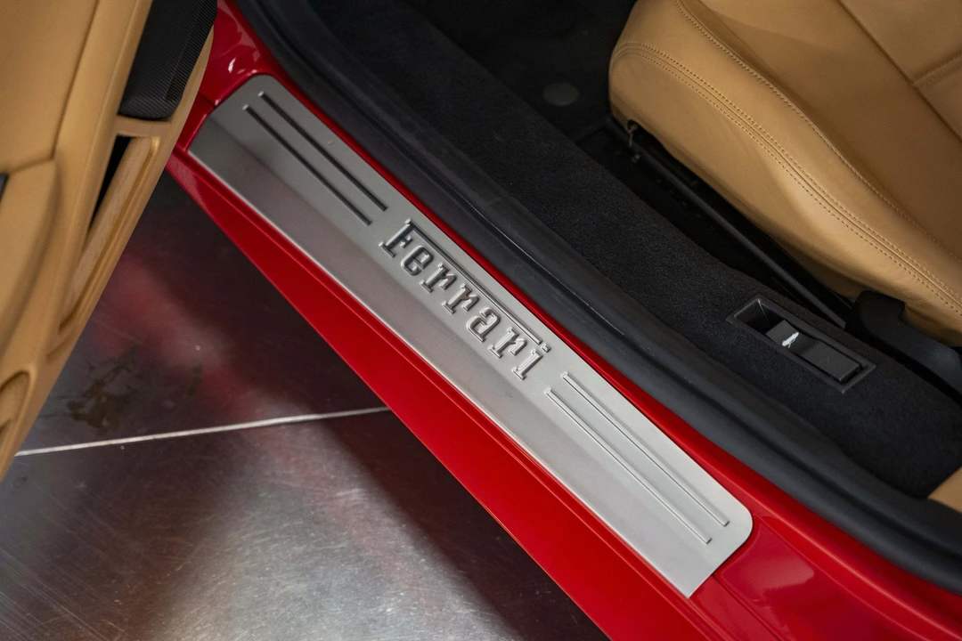 2012 Ferrari 458 Spider - Image 25 of 31