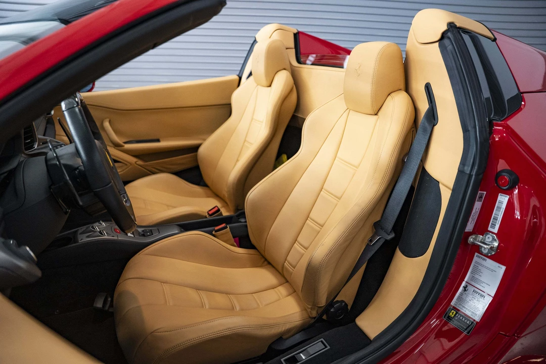 2012 Ferrari 458 Spider - Image 26 of 31