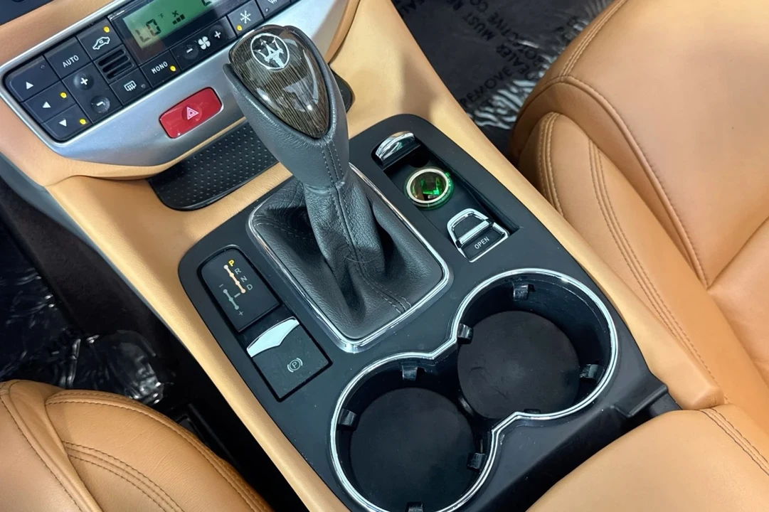 2012 Maserati GranTurismo 1st Gen - Image 14 of 28