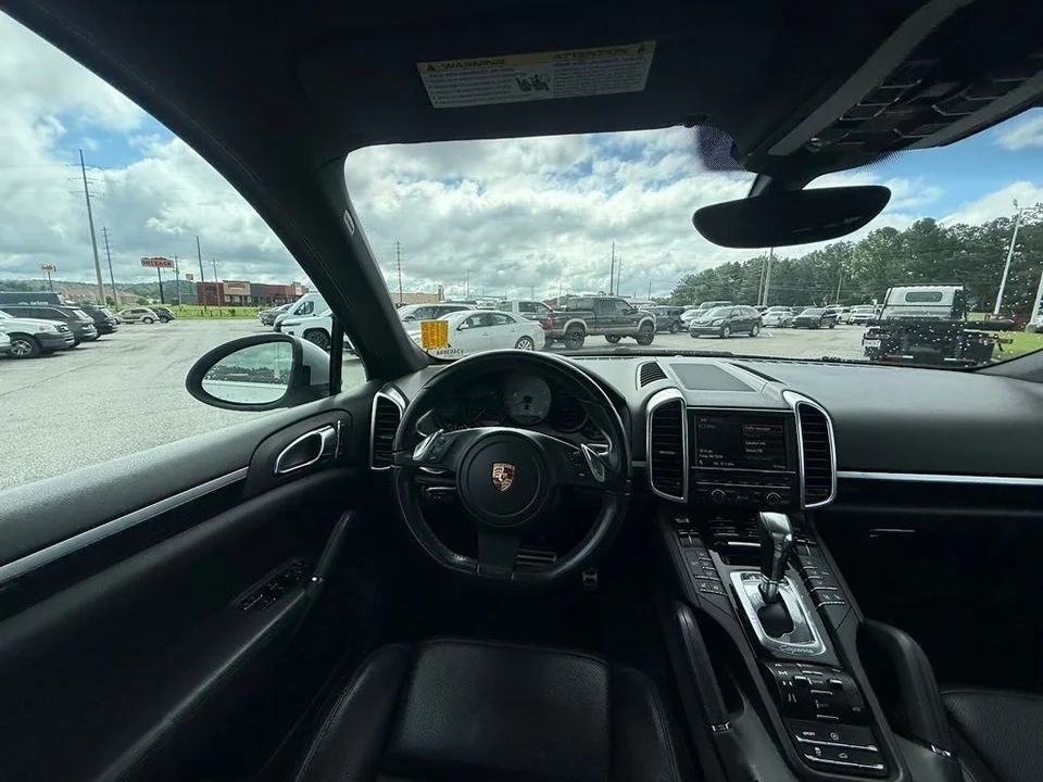 2012 Porsche 958 Cayenne S - Image 8 of 26