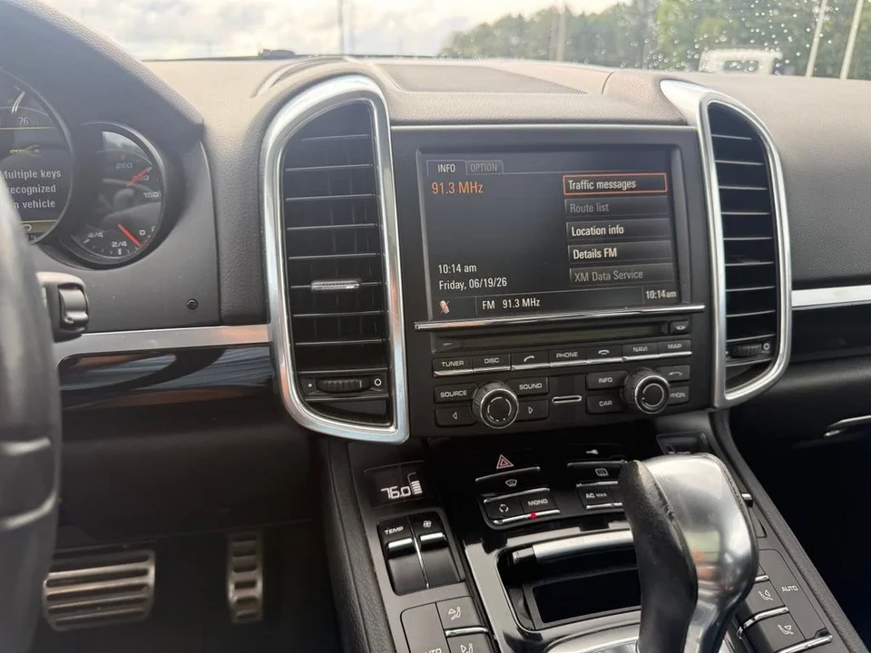 2012 Porsche 958 Cayenne S - Image 12 of 26