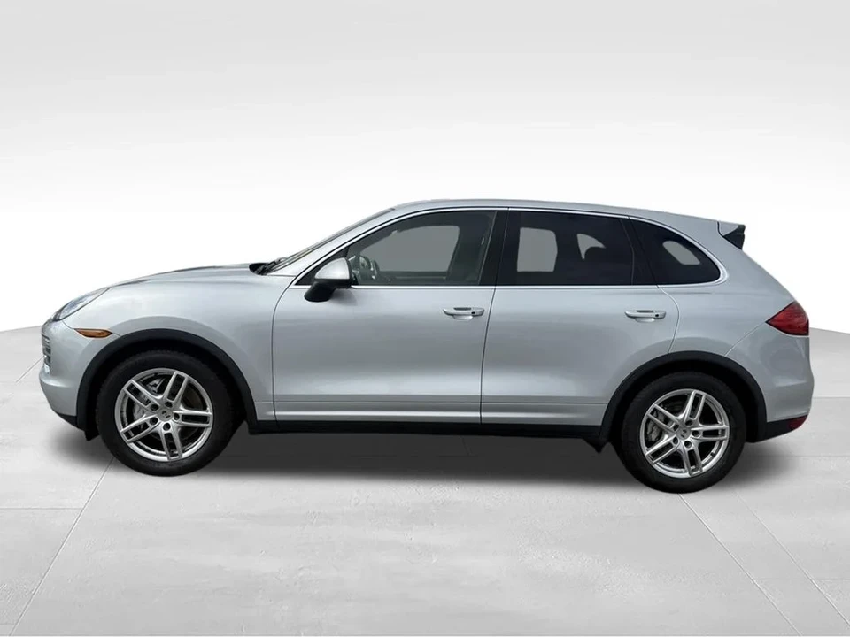 2012 Porsche 958 Cayenne S - Image 2 of 26