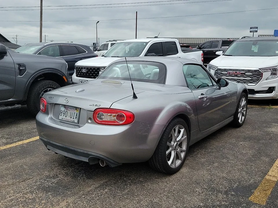 2013 Mazda NC MX-5 Miata - Image 4 of 5