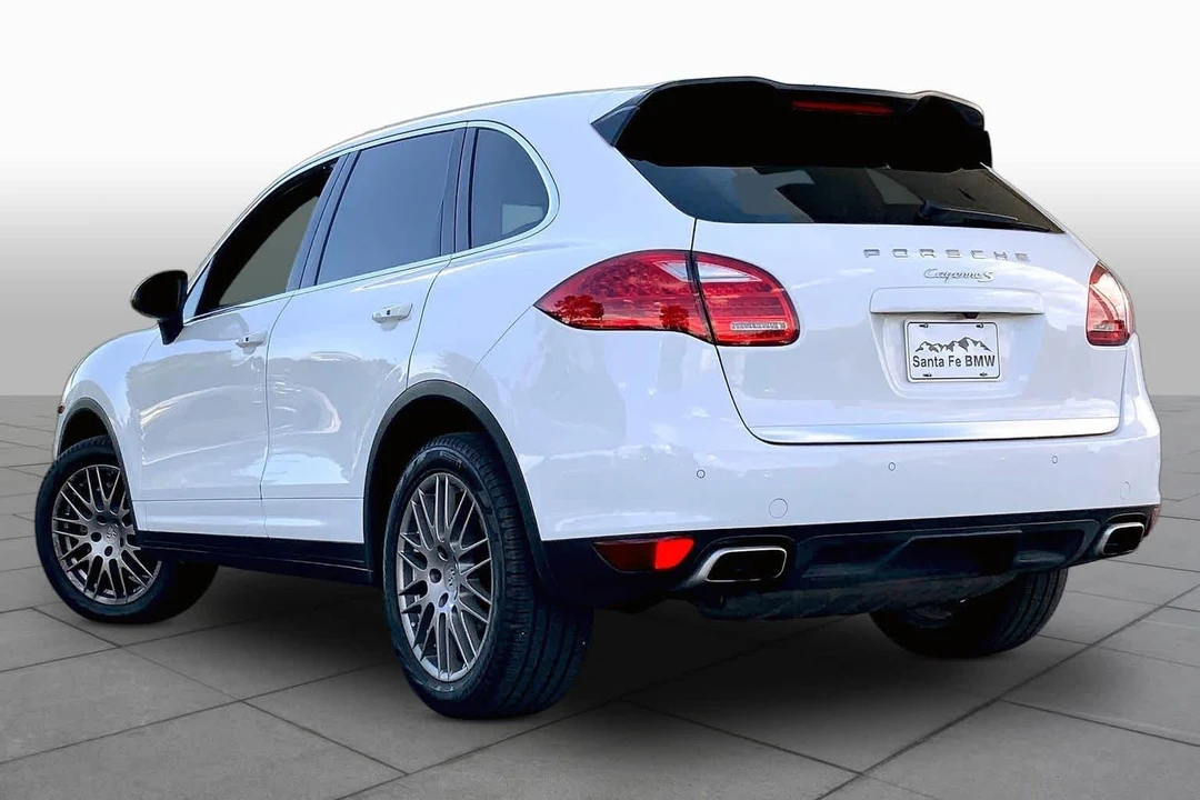 2013 Porsche 958 Cayenne S - Image 11 of 31