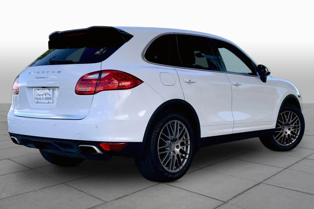 2013 Porsche 958 Cayenne S - Image 12 of 31