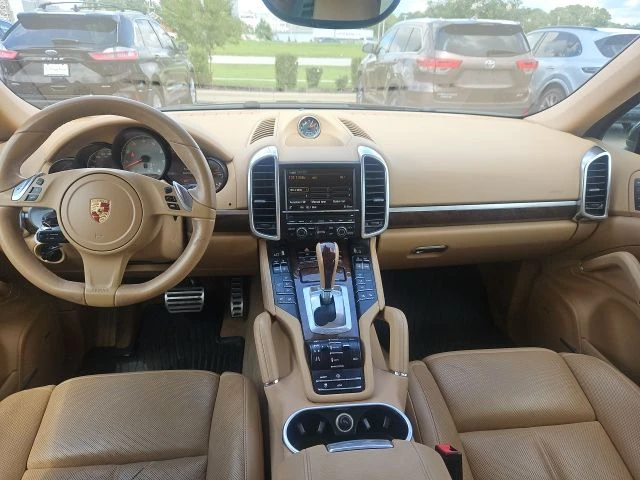 2013 Porsche 958 Cayenne S - Image 9 of 25