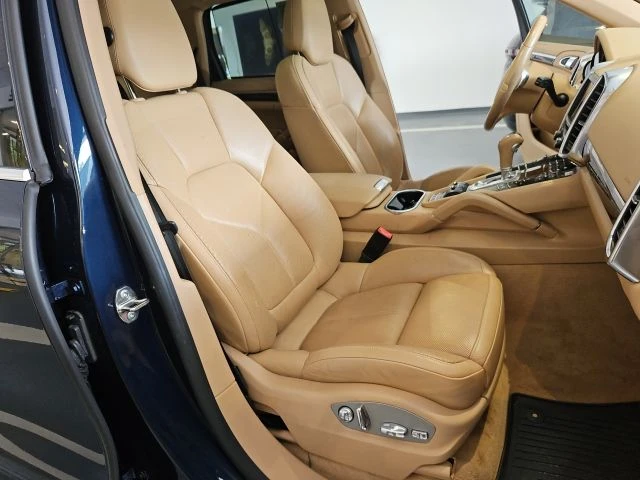 2013 Porsche 958 Cayenne S - Image 25 of 25