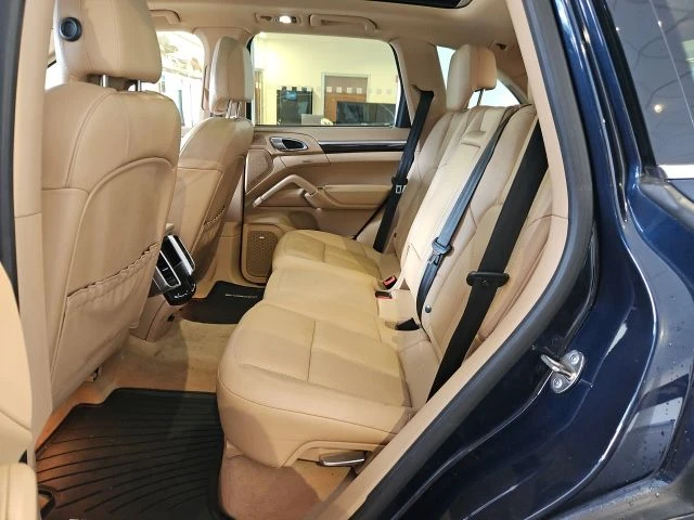 2013 Porsche 958 Cayenne S - Image 20 of 25