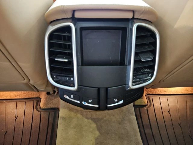 2013 Porsche 958 Cayenne S - Image 22 of 25