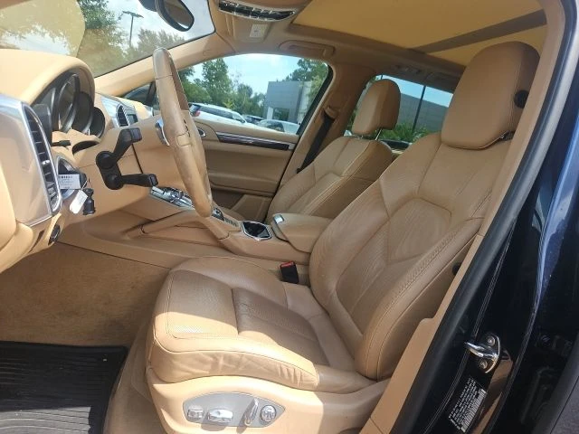 2013 Porsche 958 Cayenne S - Image 11 of 25