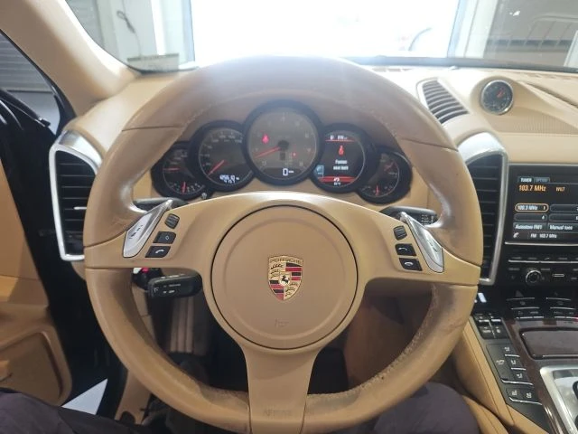 2013 Porsche 958 Cayenne S - Image 12 of 25