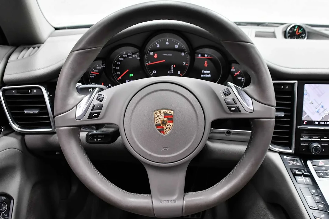 2013 Porsche 970 Panamera - Image 17 of 24
