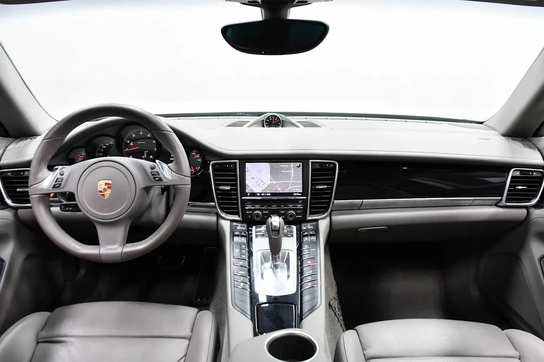 2013 Porsche 970 Panamera - Image 16 of 24