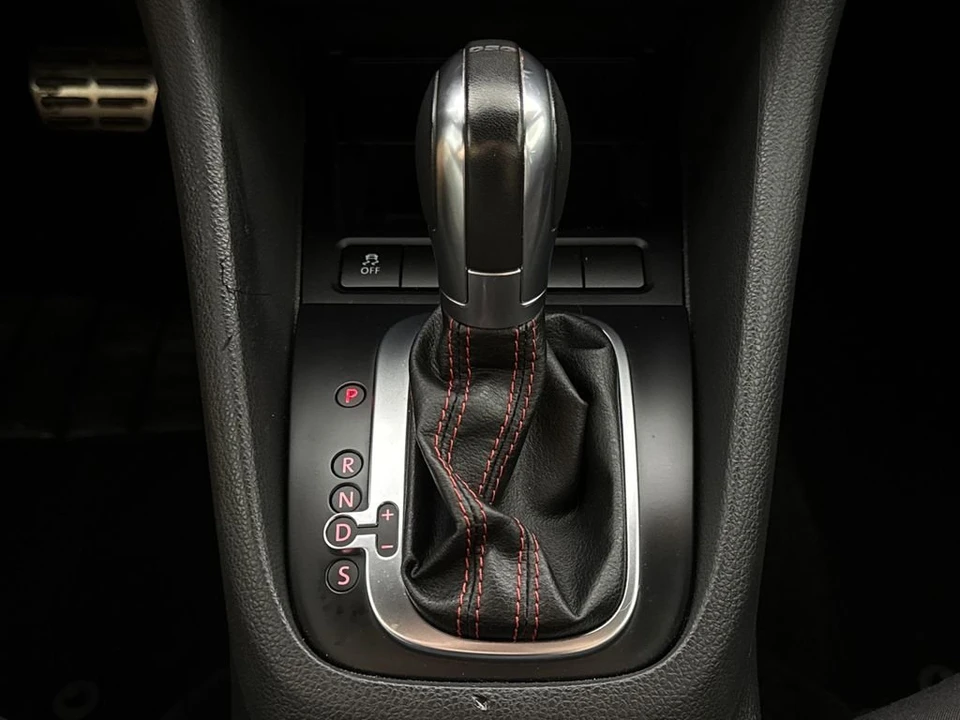 2013 Volkswagen GTI Mk6 - Image 16 of 18