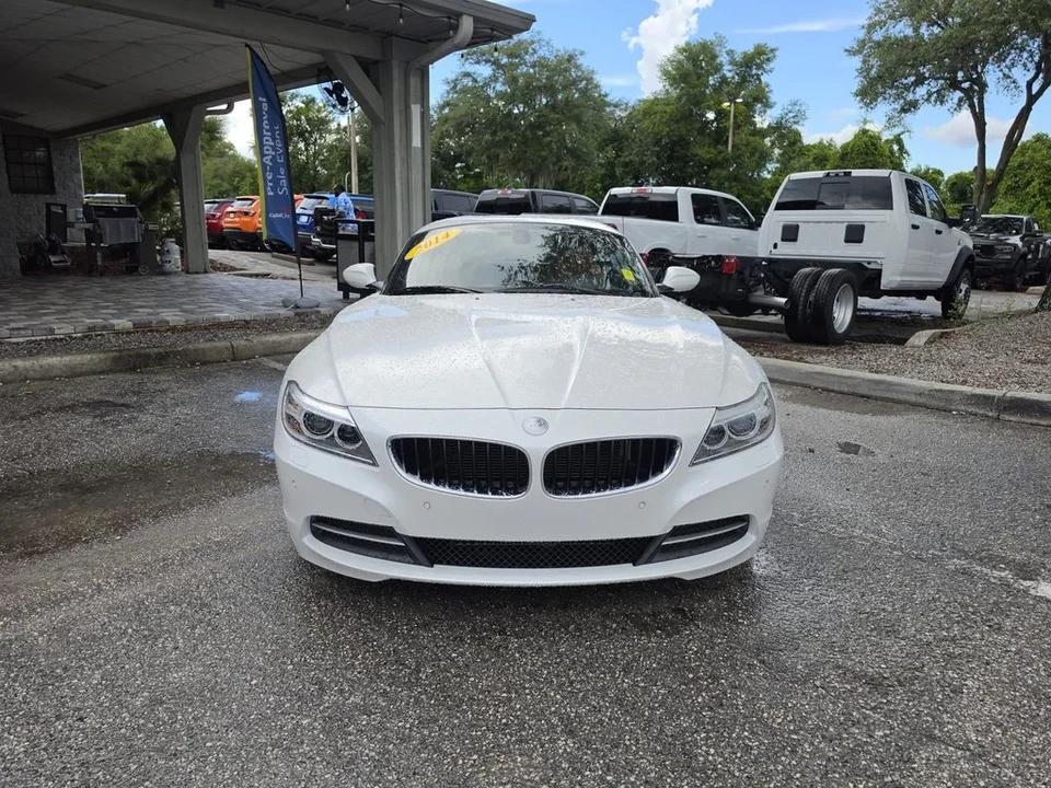 2014 BMW Z4 - Image 2 of 11