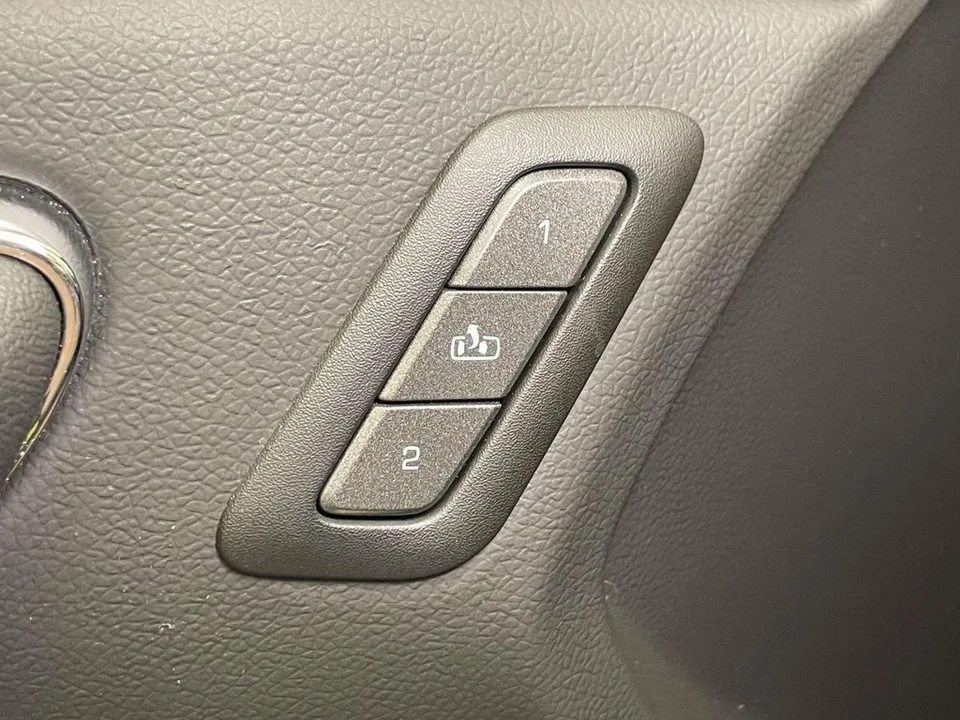 2014 Cadillac CTS-V 2nd Gen - Image 28 of 31