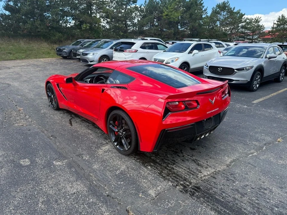 2014 Chevrolet Corvette C7 - Image 2 of 16