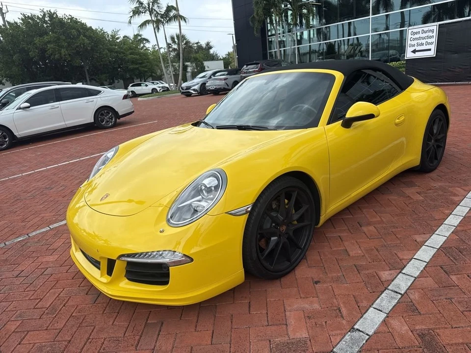2014 Porsche 911 - Image 2 of 8