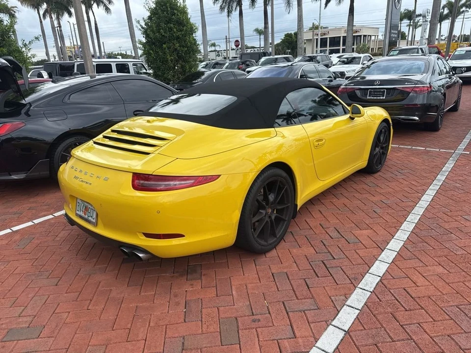 2014 Porsche 911 - Image 8 of 8