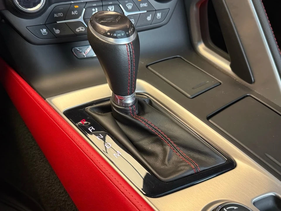 2015 Chevrolet Corvette C7 - Image 18 of 31