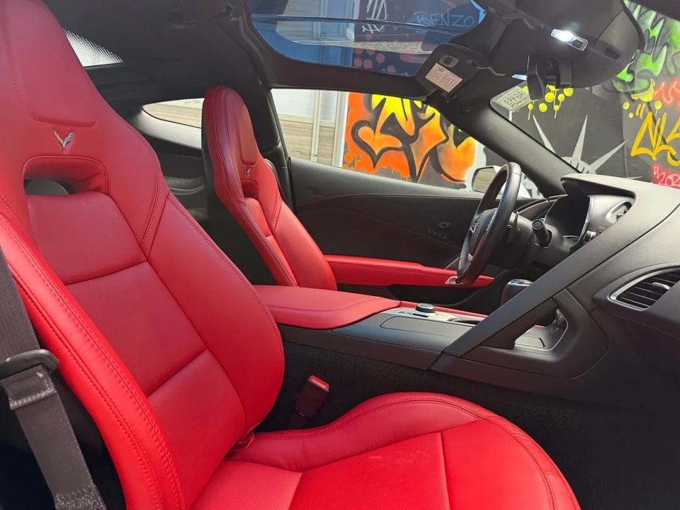 2015 Chevrolet Corvette C7 - Image 25 of 31