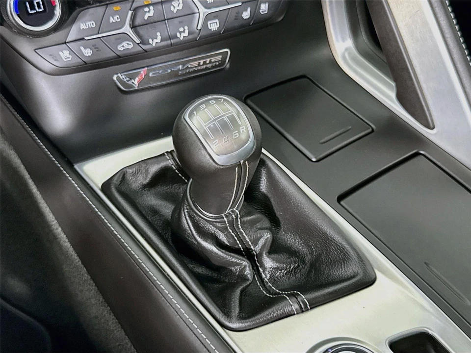 2015 Chevrolet Corvette C7 - Image 18 of 31