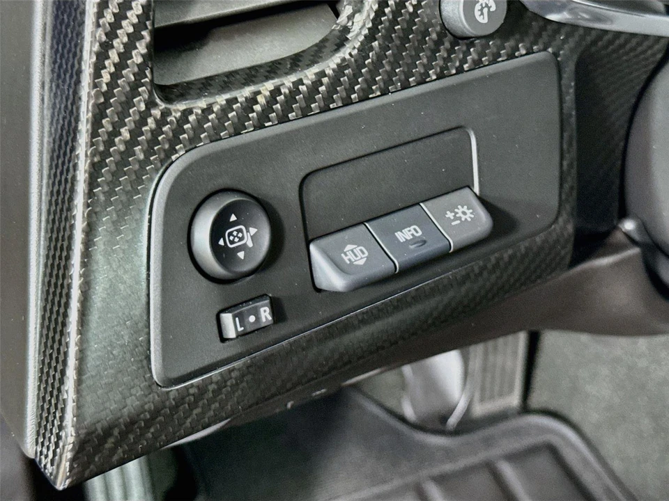 2015 Chevrolet Corvette C7 - Image 12 of 31